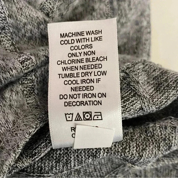 Maurices black  and gray long sleeve laced oversized crewneck blouse size 4X - Picture 9 of 11